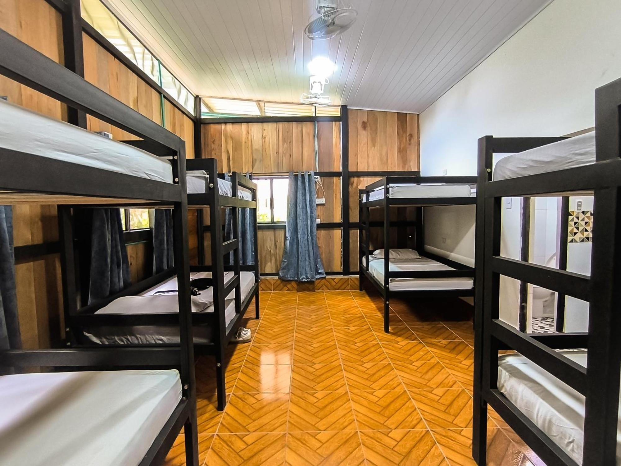 Hostel Casa De Las Palmas Tours Leticia Extérieur photo