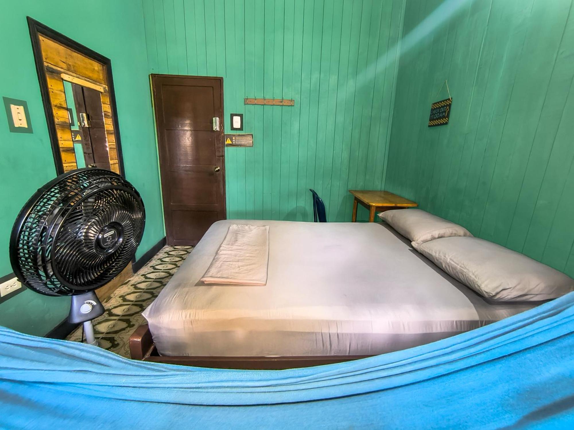 Hostel Casa De Las Palmas Tours Leticia Extérieur photo
