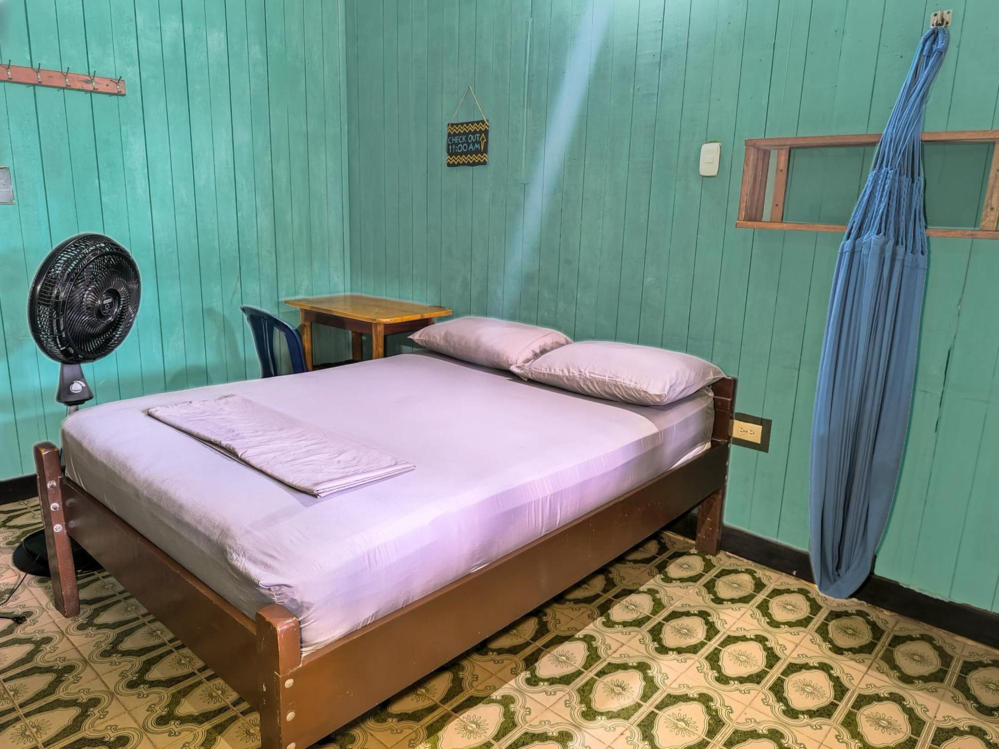 Hostel Casa De Las Palmas Tours Leticia Extérieur photo