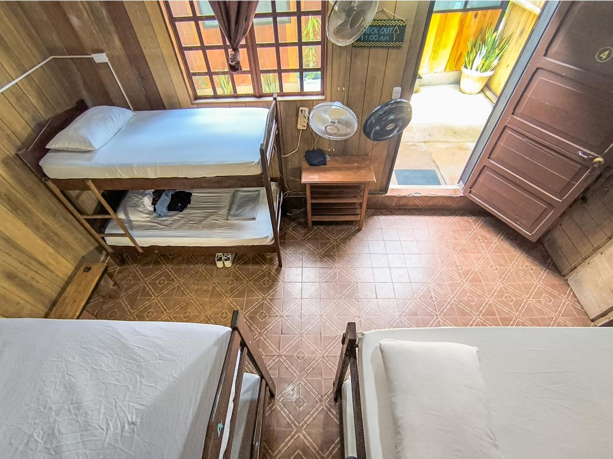 Hostel Casa De Las Palmas Tours Leticia Extérieur photo
