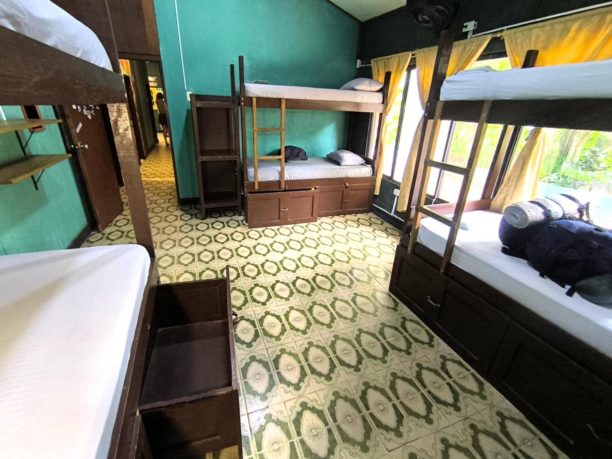 Hostel Casa De Las Palmas Tours Leticia Extérieur photo